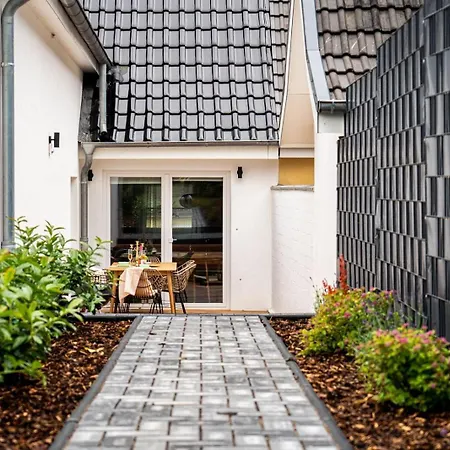 Daire Krautacker Huus Lübeck