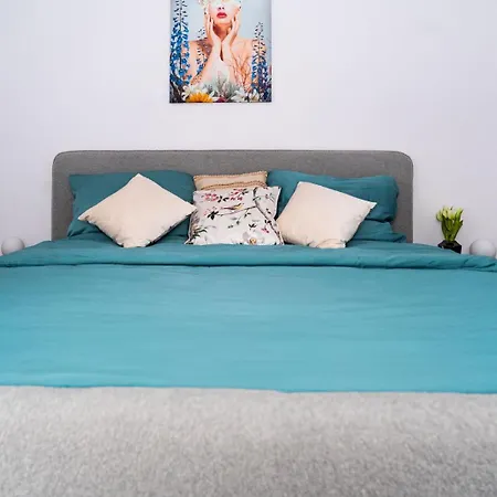 Daire Krautacker Huus